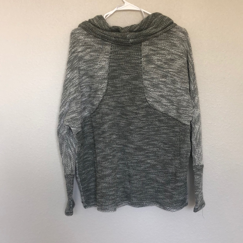 Sweater - Picture 3 of 3